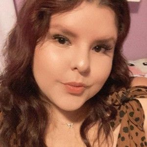 Meet your Posher, Daniela